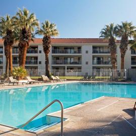 3BR Resort Oasis Pools, Gym & Sunset Views