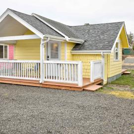 Cranberry Cottage Studio by the Sea w fireplace, hotel in Grayland