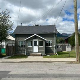 2 BDRM Homes on 2nd Avenue