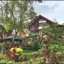 Viesnīca Log Cabin Hotel - Baguio pilsētā Bagio