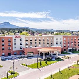 Hilton Garden Inn Trinidad Downtown, hotel u gradu Trinidad