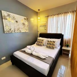 Viesnīca Puerto Princesa Rental Homes with Balcony, FREE Gym, FREE Parking & FREE Pool - B1 5Topaz Puertoprinsesā