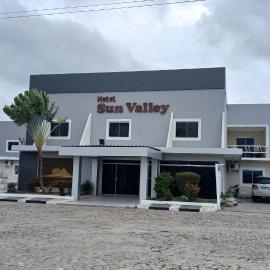 Sun Valley Hotel, hotel din Campo do Meio