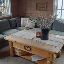 Hytte i Myrkdalen – hotel w mieście Helgatun
