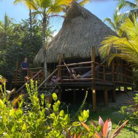 Cabaña El Icaco, playa privada, hotell i Guachaca