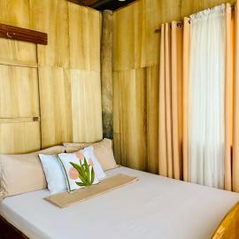 Cabin A at Bigang Munti – hotel w mieście Batangas