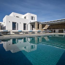 IOKASTI LUXURY VILA with private pool & sea views-12 guests, khách sạn ở Drios