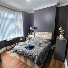 Modern home in heart of Middlesbrough town, hotel en Middlesbrough