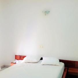 Disponible a fidjrosse belle villa meublée avec jardin et piscine a fidjrosse plage 5mn de l'école Manoel talon