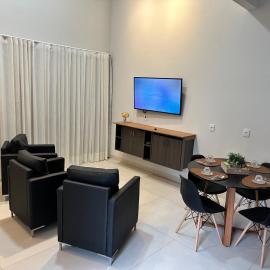 Casa 2 quartos, completa, com churrasqueira e garagem - Villa Bella, hotel em Nova Mutum