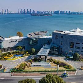 Suzhou Qingfeng Mingyue Hotel, hotel di Yinshanhunongchang
