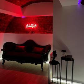 Suite de Luxe - Jacuzzi & Cave Secrète, готель у місті Сен-Кантен