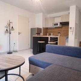 Appartement - Emplacement idéal, хотел в Песак