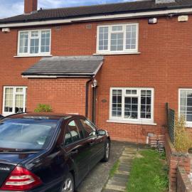 Entire Terraced two story redbrick house with parking in secluded cul de sac, Hotel in Dublin