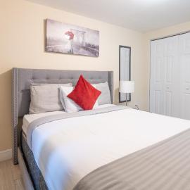 COZY Private Apts in Hollywood By Hard Rock Casino!, hotel in Hollywood