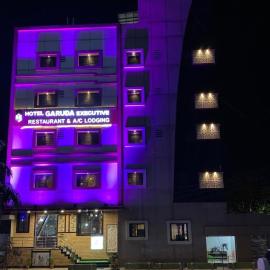 Hotel Garuda Executive Latur, hotell sihtkohas Lātūr