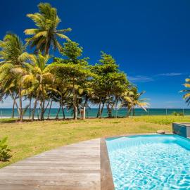 Maison d'Ô Baie de Saint-Jacques, sur une plage sauvage, hotel a Sainte-Marie