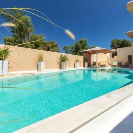 Affittacamere Resort Beach San Gemiliano, hotel in Àrbatax