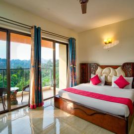Luxury Sea View 4BHK Villa with Private Pool, hotel in Panaji