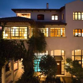 Ma Maison No8 Downtown Villa, Indoor Heated Pool