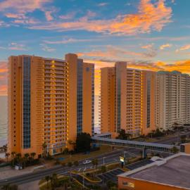 Splash Beach Resort by Panhandle Getaways, hotel in Panama City Beach