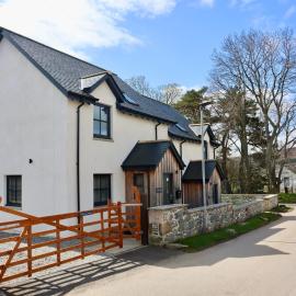 Kilmuir Cottage، فندق في تومينتول