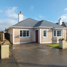 Bungalow in Baltinglass、Baltinglassのホテル