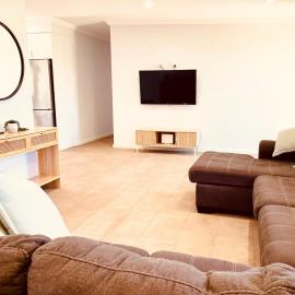 Carpenter Cottage, hotel in Exmouth