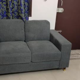 "Ambi's stay " A unique and Secluded Nest with serene calmness views on a Traffic-Free Street at Bommasandra 3 km from Narayana Hrudayalaya Hospital, hotel in Bangalore