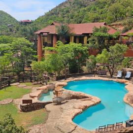 Winterkamp में, होटल Waterfall Safari Lodge
