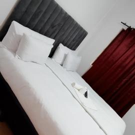 Duminy Guest Lodge, hotel in Bellville