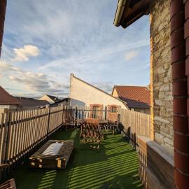 zentrale helle Wohnung in Gau-Algesheim mit Balkon, hotel em Gau-Algesheim