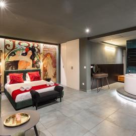 Arc de Triomphe Romantic SUITE Jacuzzi Emeraude