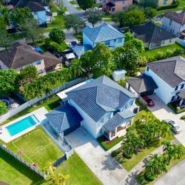 Miami Getaway Heated Pool Villa with Mini Golf & BBQ