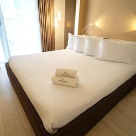 Lake Drive Rooms&Apartments, hotel in Tirana