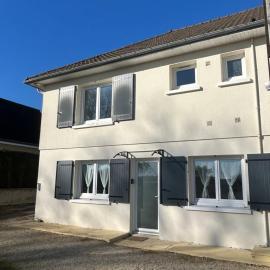 Appartment Jumapi โรงแรมในFontaine-le-Comte