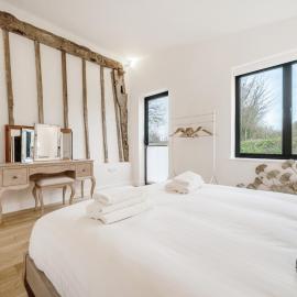 The Stable Barn, Smallwood Farm House, hotel sa Hessett