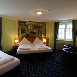 Hotel Deutscher Hof, хотел в Бабенхаузен