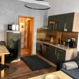 Ferienwohnung und Kunstgalerie, hotel v mestu Kranichfeld