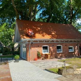 Ferienhaus Heidenest, Bettwäsche und Handtücher zubuchbar, hotel in Buchholz in der Nordheide