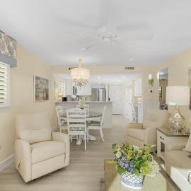 Ground-Floor Sanibel Condo Steps to Pool & Beach - Sandalfoot 4A1, hotel a Sanibel