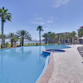 Gulf-View Condo: Private Patio, Pool & Golf!