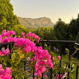GRACE COTTAGE Charming 2 Bed en-suite Cottage with Solar