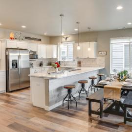 Spacious, Rustic Spearfish Home: Walk to Downtown!, hotel in Spearfish