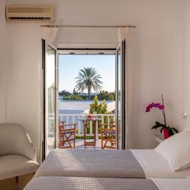 Doukissa Hotel - Parikia Town Centre