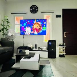 Calm Nest Nearcation by MK HOMES, hotel sa Cabanatuan