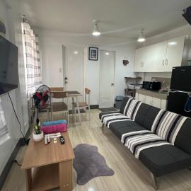 Rhyle Rhyde Rental, hotel u gradu 'Tagbilaran'
