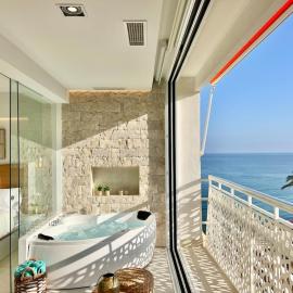 NATuRaL BEACH HOME