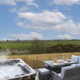 HC Property - The Hideaway at Watergate Eye