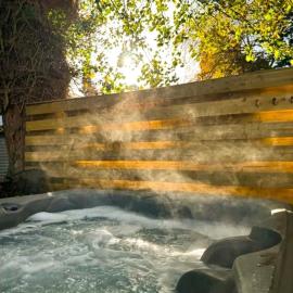 Morrigan 7-Hot Tub-Pet Friendly-Boutique-Perthshire-Families, hotel u gradu Pert